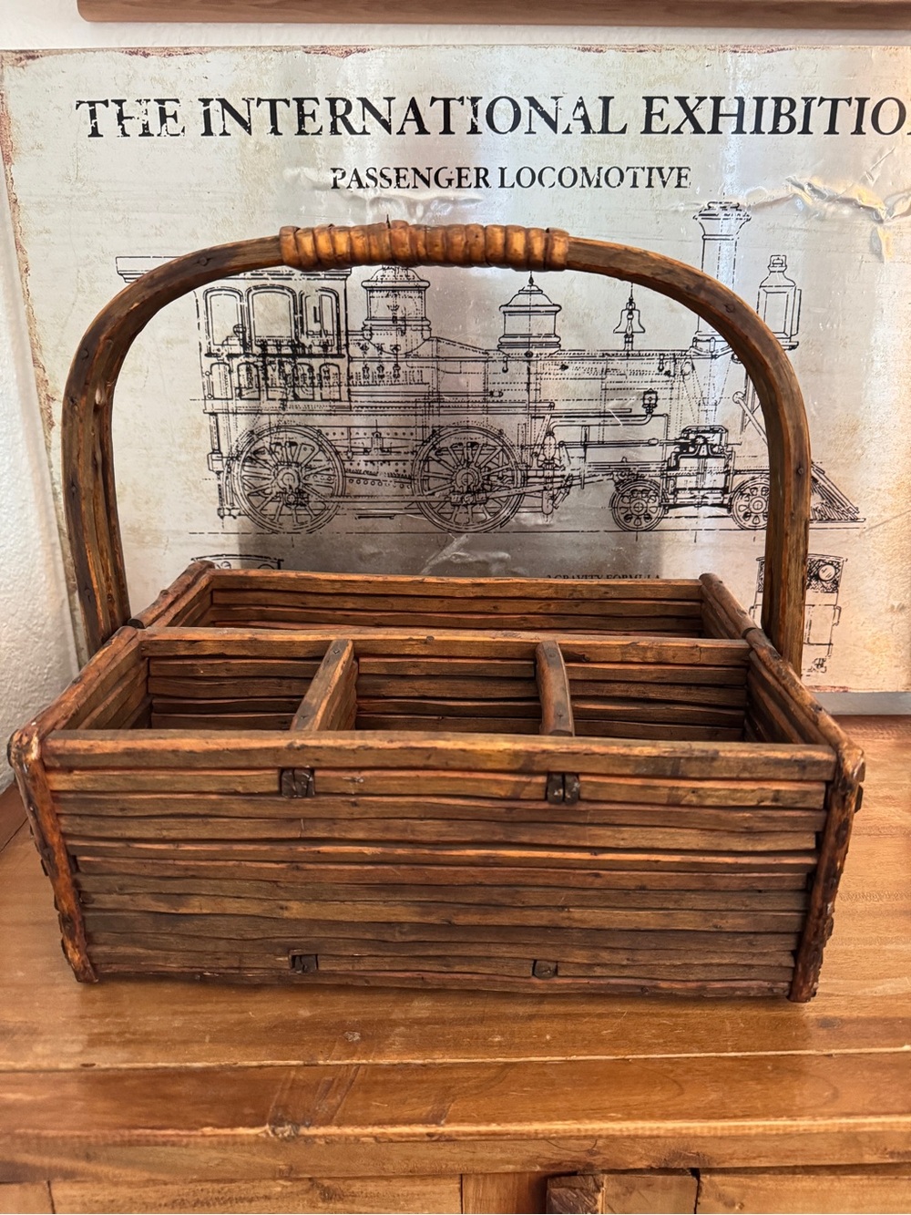 Vintage Farmhouse Wood Wicker Basket Woven Condiments Flatware Organizer Holder